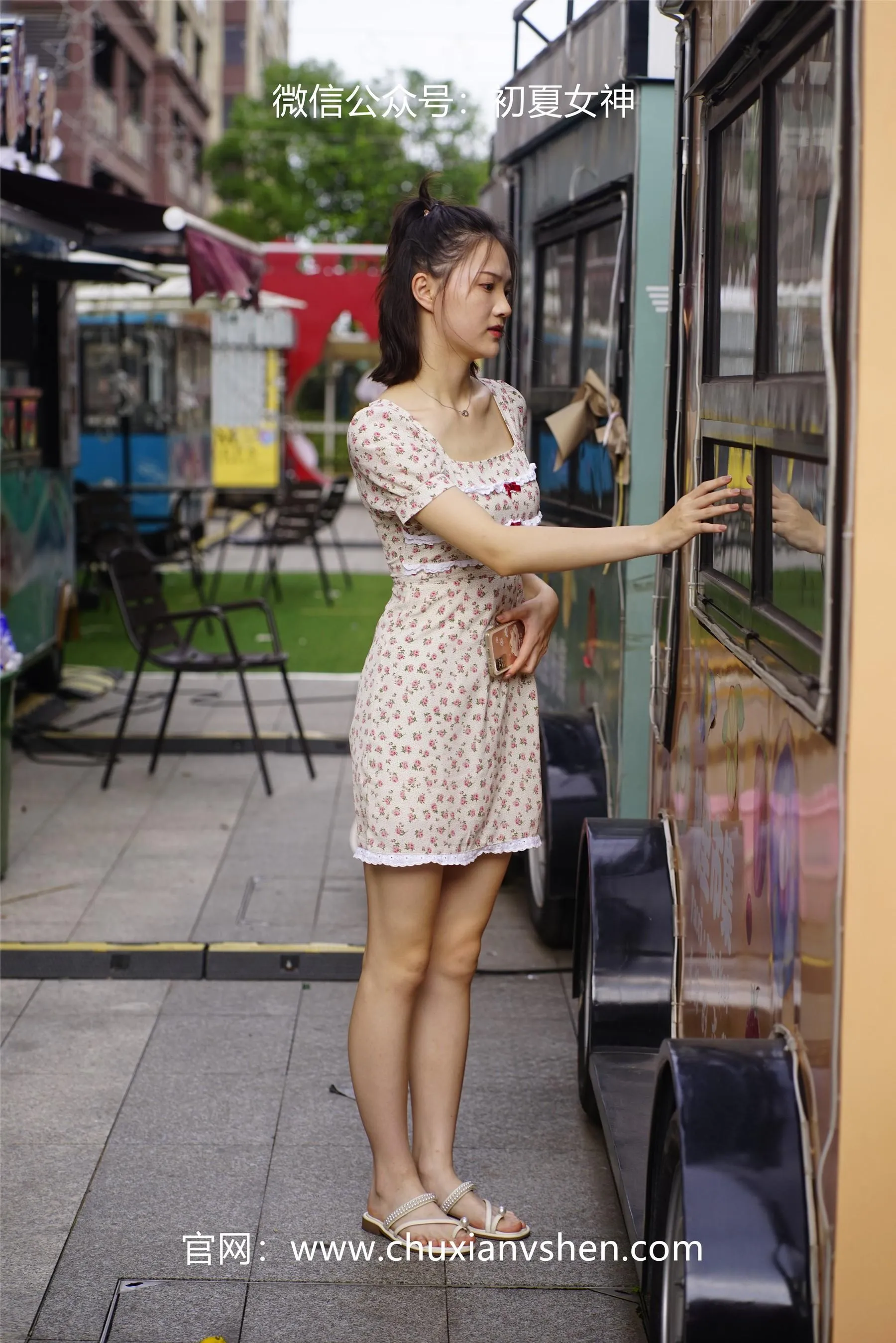 初夏女神 NO.043 大发 碎花小裙 [136P]插图1